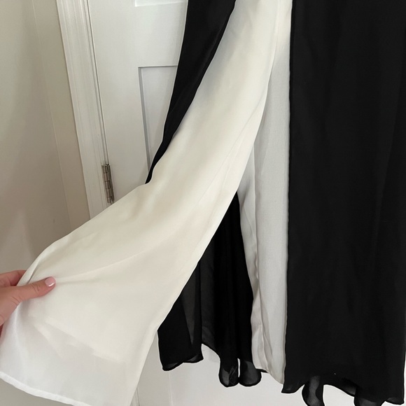 WHBM One Piece size 2 - Picture 5 of 6